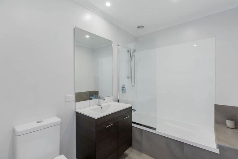 Photo of property in 20 Sidney Wallingford Way, Hobsonville, Auckland, 0616