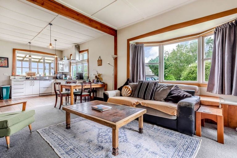 Photo of property in 98 Regent Street, Pahiatua, 4910