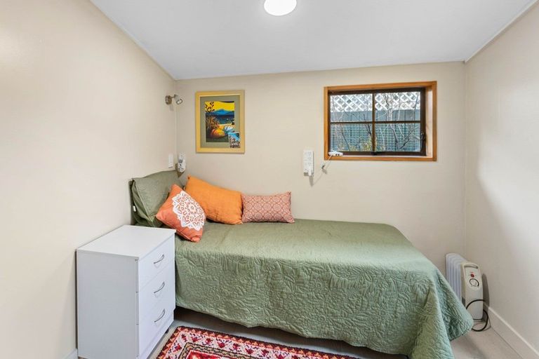 Photo of property in 11 Fleetwood Grove, Waikanae, 5036