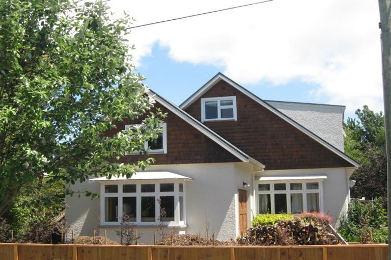 Photo of property in 43 Woodchester Avenue, Richmond, Christchurch, 8013