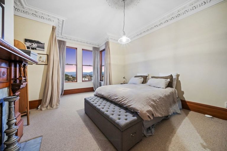 Photo of property in 5 Farm Road, Northland, Wellington, 6012