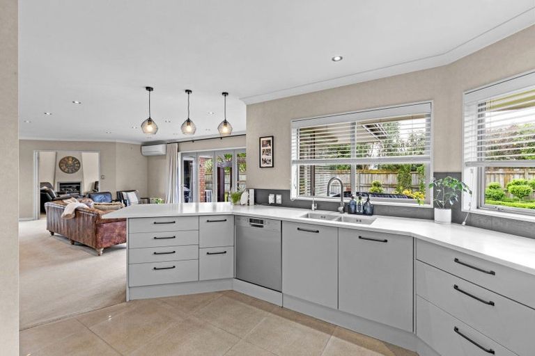 Photo of property in 21 Liberty Grove, Kelvin Grove, Palmerston North, 4414