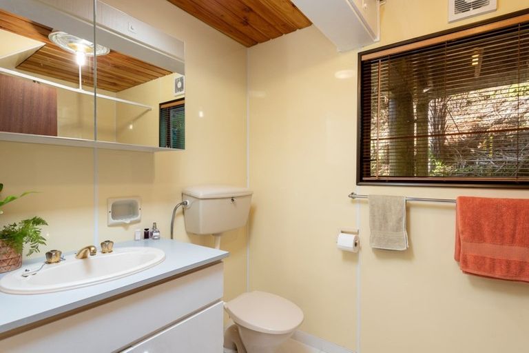 Photo of property in 9b Milton Terrace, Picton, 7220