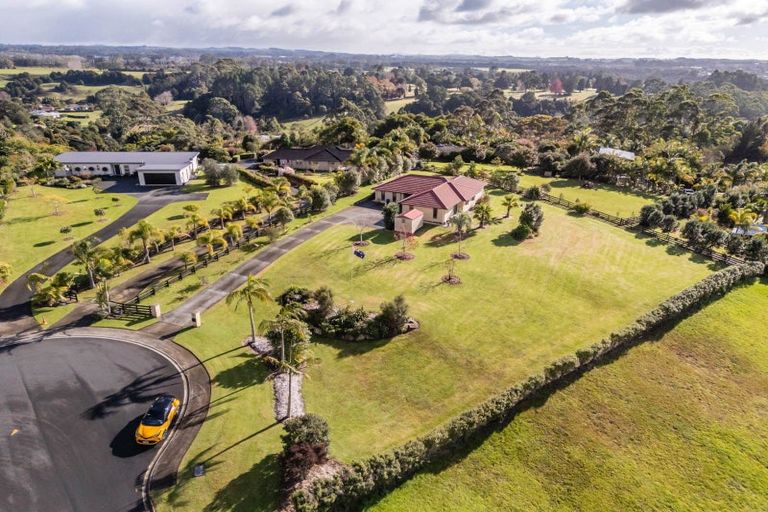 Photo of property in 14 Greenway Drive, Kerikeri, 0230