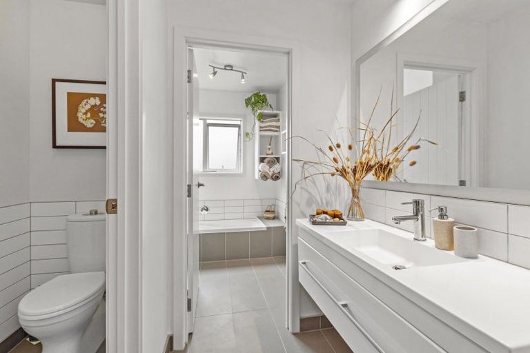 Photo of property in 6 Puka Place, Raglan, 3225