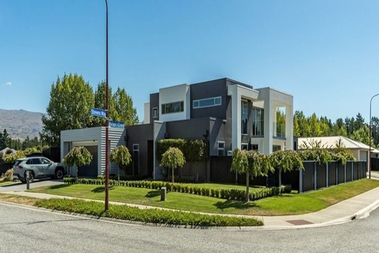 Photo of property in 4 Henderson Drive, Alexandra, 9320