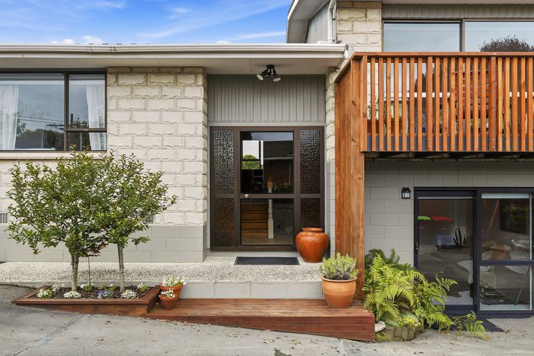 Photo of property in 1 Viscount Road, Waldronville, Dunedin, 9018