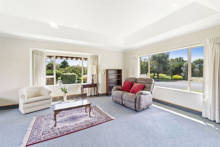 Photo of property in 17 Claremont Rise, Levin, 5510