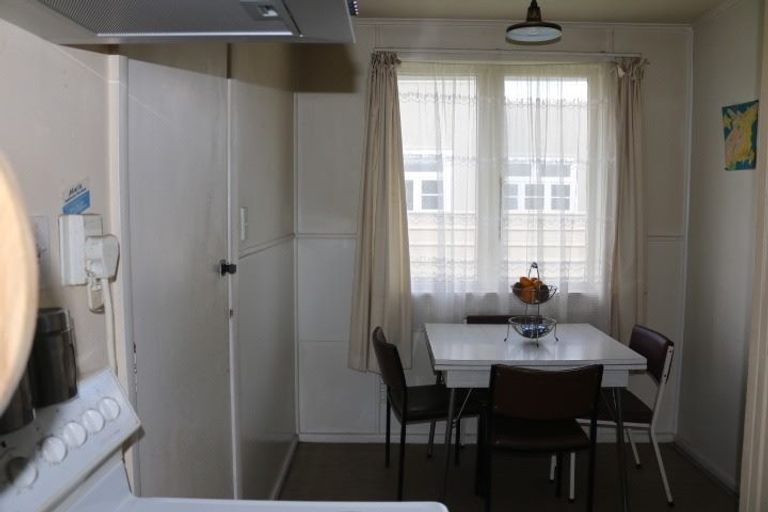 Photo of property in 8a Fairs Road, Milson, Palmerston North, 4414