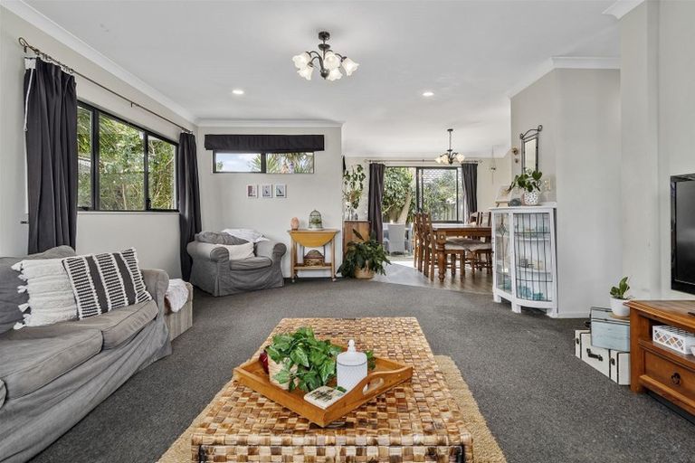 Photo of property in 19 Lisa Place, Brookfield, Tauranga, 3110