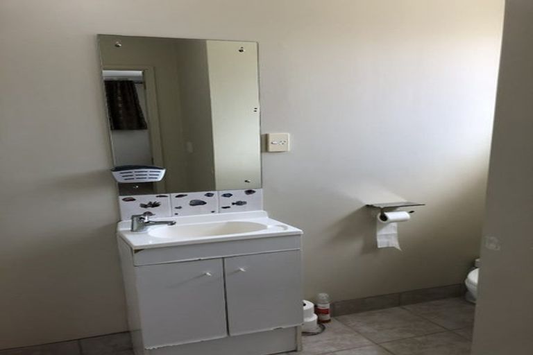 Photo of property in 138b Settlement Road, Papakura, 2110