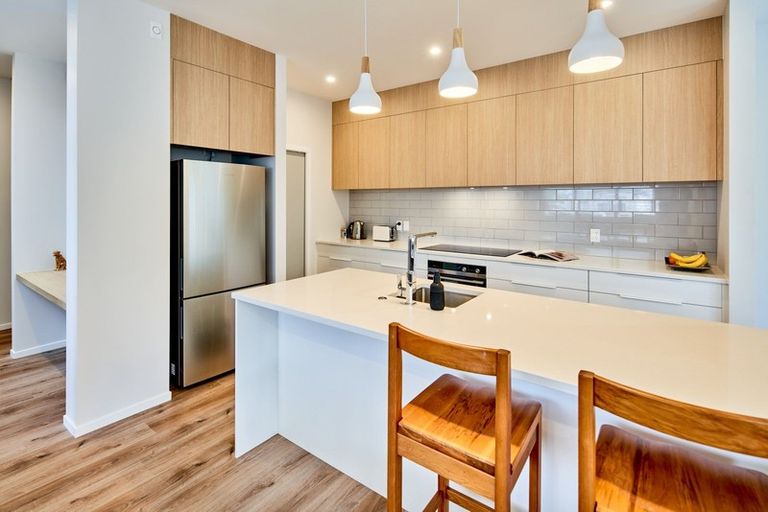 Photo of property in 6 Pakura Place, Wainuiomata, Lower Hutt, 5014