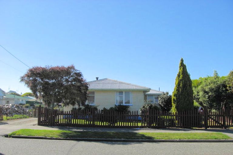 Photo of property in 43 Dacre Street, Oamaru North, Oamaru, 9400