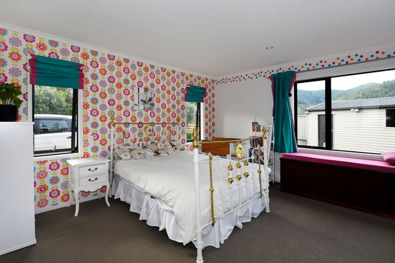 Photo of property in 32 Hollyman Road, Hira, Nelson, 7071