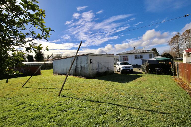 Photo of property in 86 Great South Road, Huntly, 3700