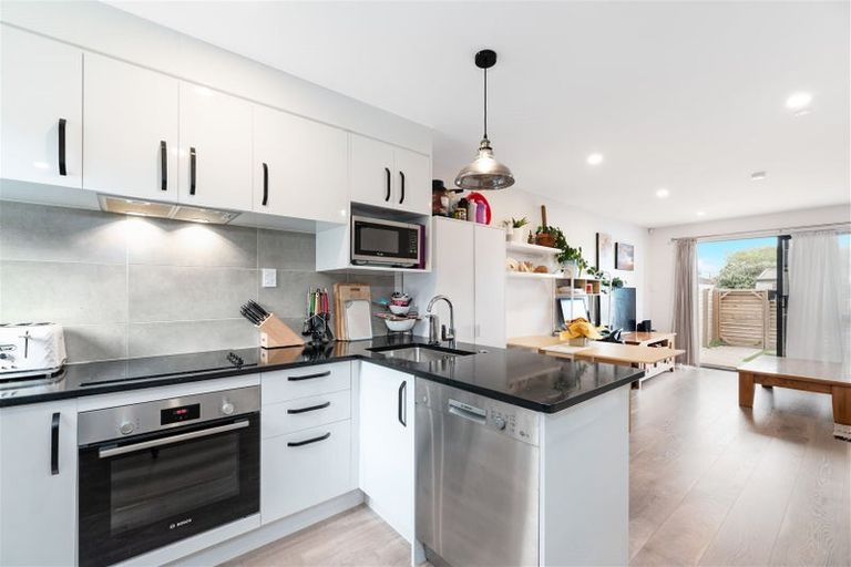 Photo of property in 13/115 Swanson Road, Henderson, Auckland, 0610