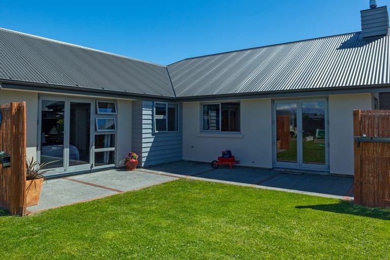 Photo of property in 17 Lakeland Avenue, Twizel, 7901