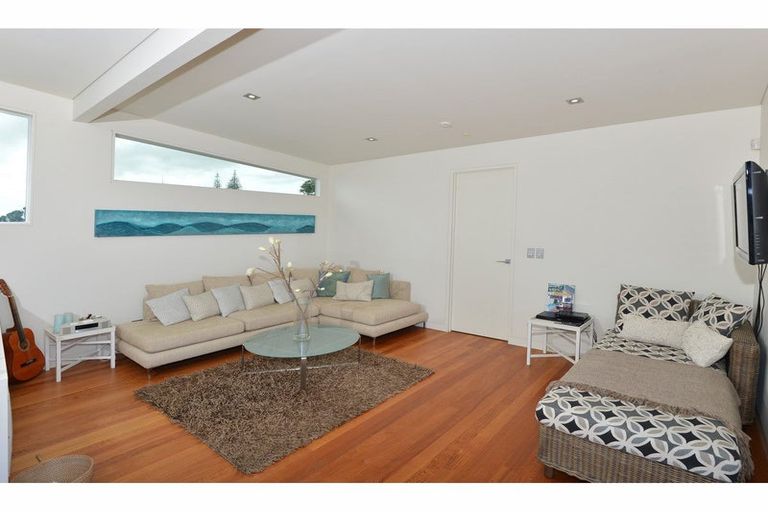 Photo of property in 34a Ripiro Drive, Baylys Beach, Dargaville, 0377