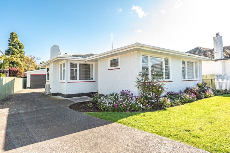 Photo of property in 7 Camellia Avenue, Aramoho, Whanganui, 4500