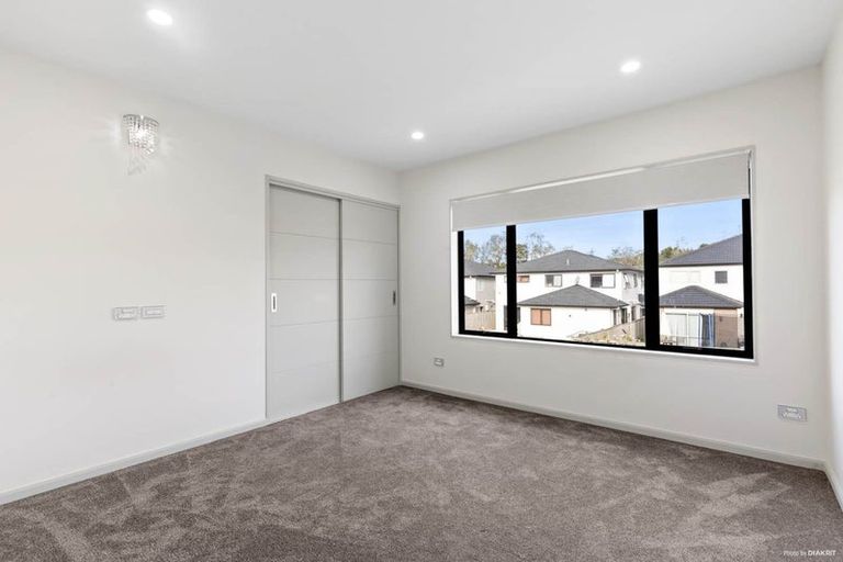 Photo of property in 12 Fong Road, Flat Bush, Auckland, 2019