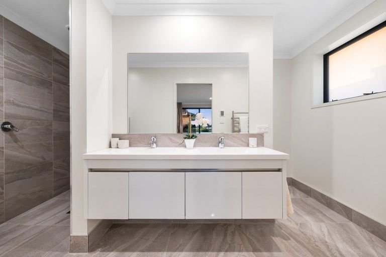 Photo of property in 61 Montia Close, Papamoa Beach, Papamoa, 3118