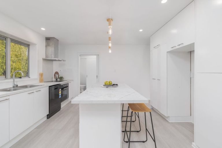 Photo of property in 36 Seymour Street, Hornby, Christchurch, 8042