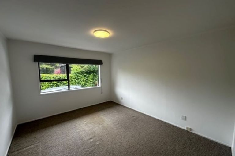 Photo of property in 2/246 Beach Road, Campbells Bay, Auckland, 0630