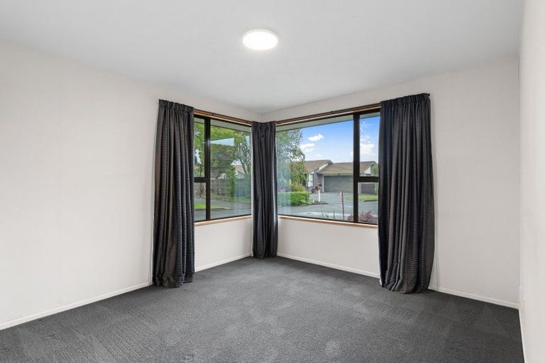 Photo of property in 1/22 Nepal Place, Burnside, Christchurch, 8053
