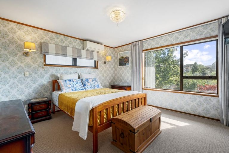 Photo of property in 2/13 Coronation Road, Hillcrest, Auckland, 0627