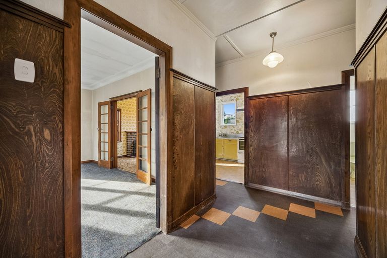 Photo of property in 35 Glenpark Avenue, Mornington, Dunedin, 9011