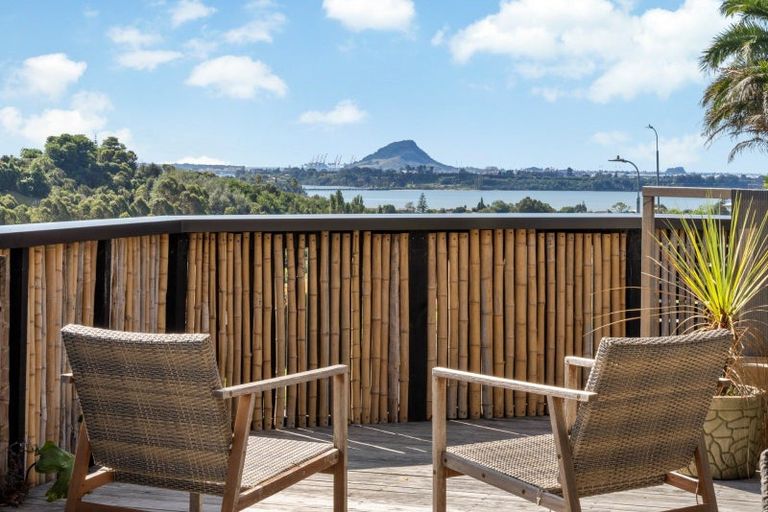 Photo of property in 5 Greenvale Place, Welcome Bay, Tauranga, 3112