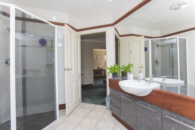 Photo of property in 84 Potae Avenue, Lytton West, Gisborne, 4010