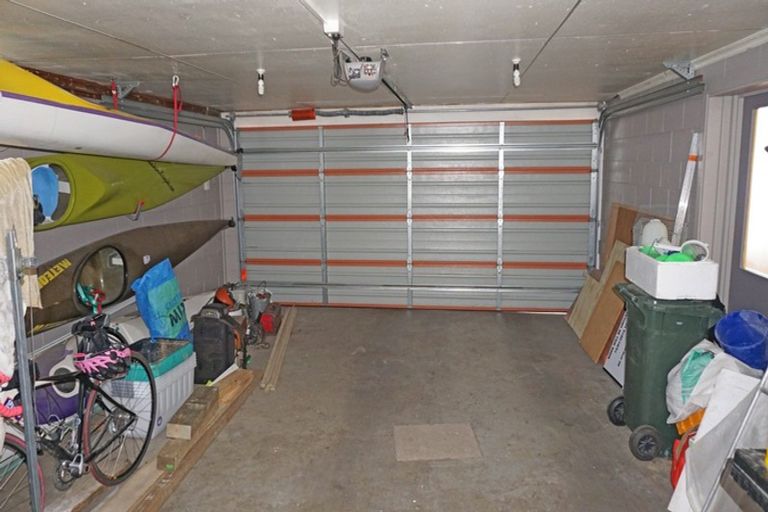 Photo of property in 2 Falcon Street, Newfield, Invercargill, 9812