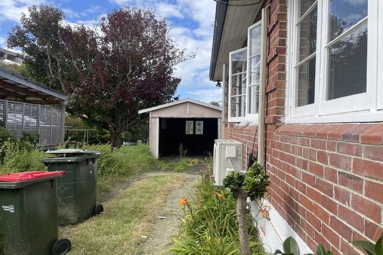 Photo of property in 51 Moa Road, Point Chevalier, Auckland, 1022