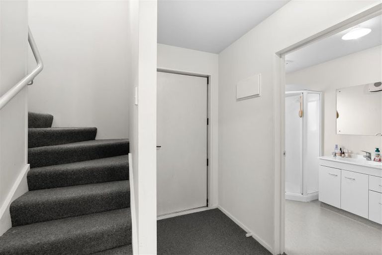 Photo of property in 105b Elizabeth Street, Riccarton, Christchurch, 8041