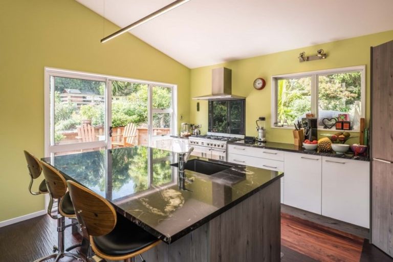 Photo of property in 40 Melrose Road, Island Bay, Wellington, 6023