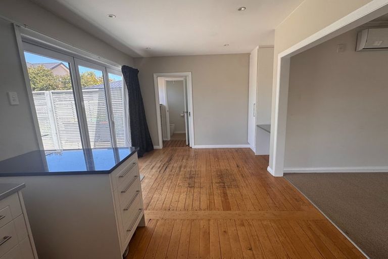 Photo of property in 52 Mays Road, St Albans, Christchurch, 8052