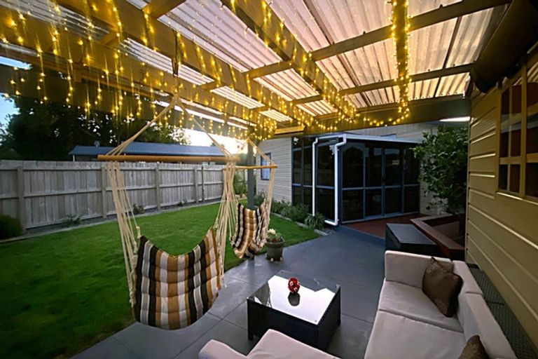 Photo of property in 71 Hamilton Drive, Waiuku, 2123