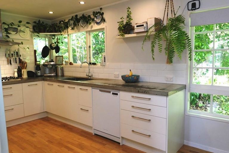 Photo of property in 23 Clunie Avenue, Raumati South, Paraparaumu, 5032