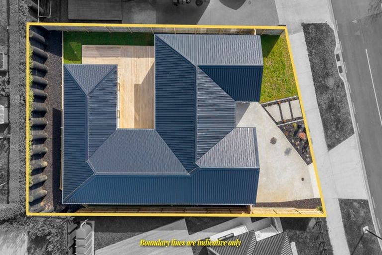 Photo of property in 12 Rongoa Maori Way, Pukekohe, 2120