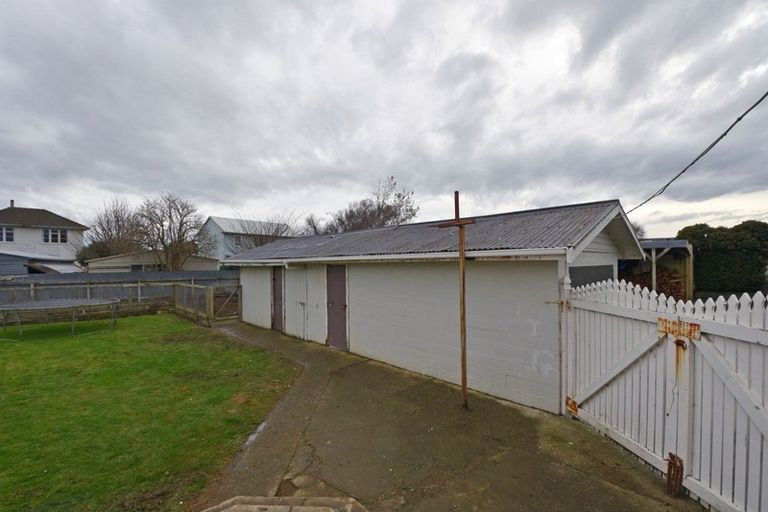 Photo of property in 16 Adamson Crescent, Glengarry, Invercargill, 9810