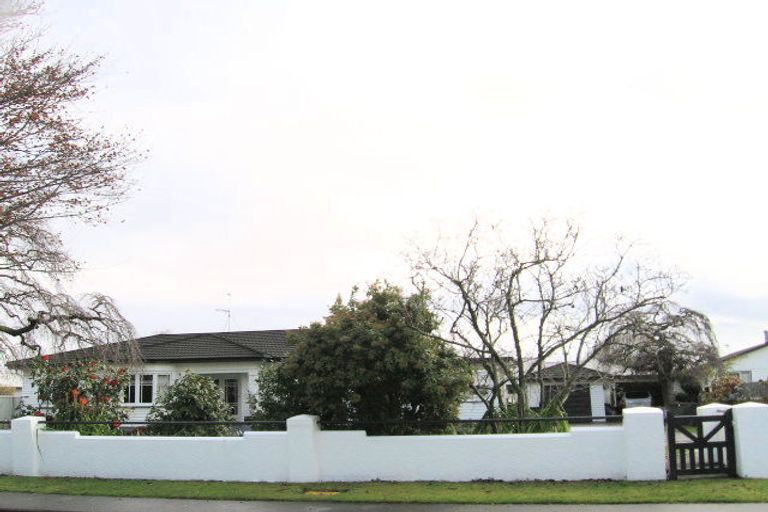 Photo of property in 115 Mcleod Street, Camberley, Hastings, 4120