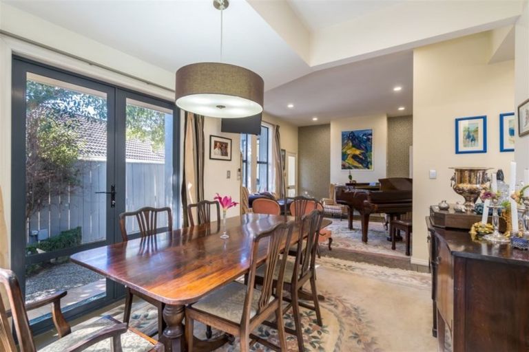 Photo of property in 25 Wallace Street, Roslyn, Dunedin, 9010