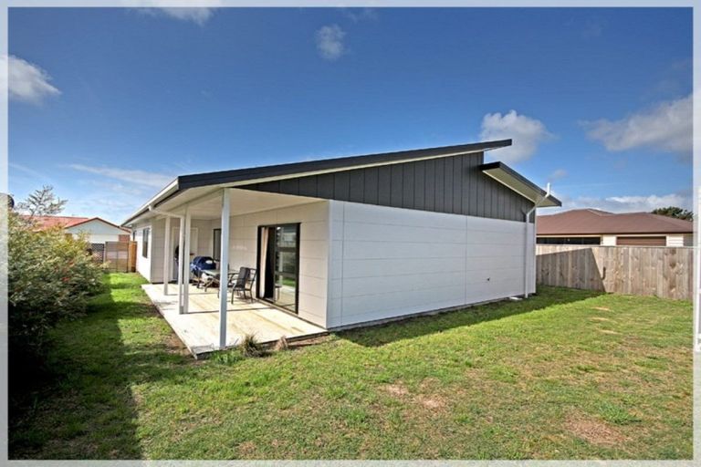 Photo of property in 4 Oxnam Place, Foxton Beach, Foxton, 4815