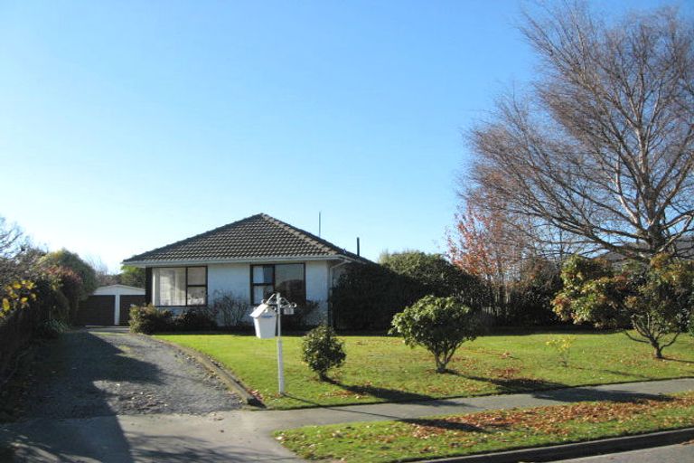 Photo of property in 16 Charles Upham Avenue, Hillmorton, Christchurch, 8025