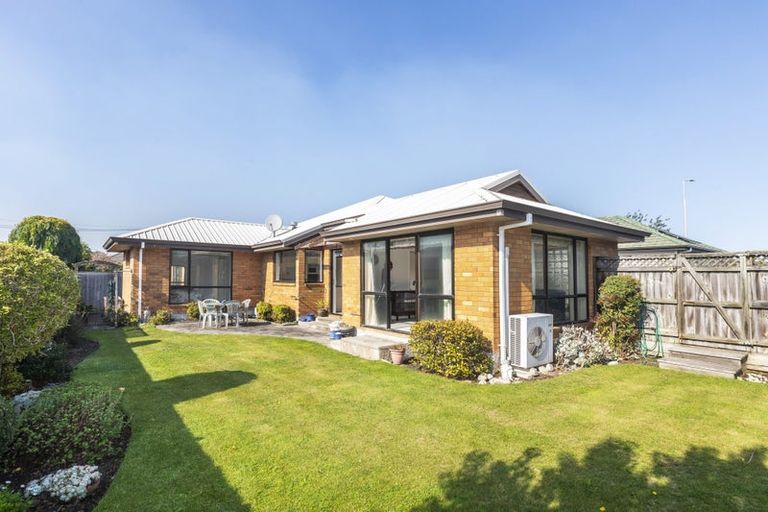 Photo of property in 112 Harewood Road, Papanui, Christchurch, 8053