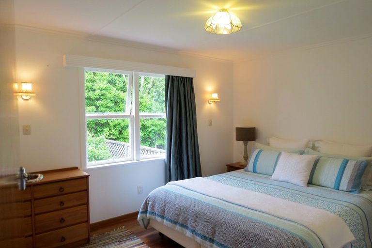 Photo of property in 50 Pagitt Street, Coromandel, 3506