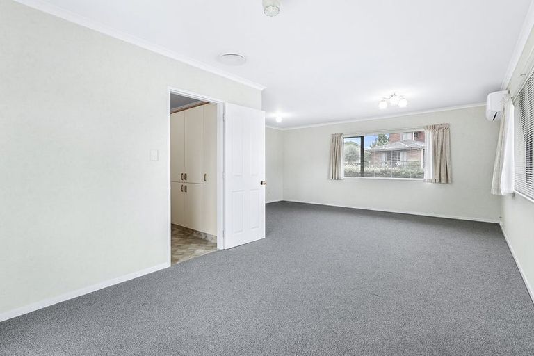 Photo of property in 18 John Webb Drive, Glenview, Hamilton, 3206