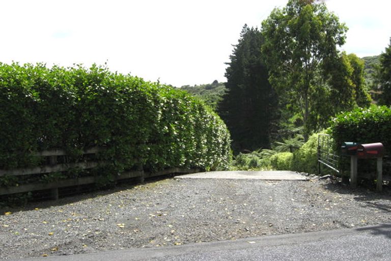 Photo of property in 798 Ponga Road, Opaheke, Papakura, 2584