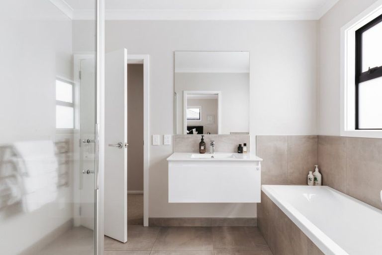 Photo of property in 1 Coolgardie Close, Papamoa, 3118